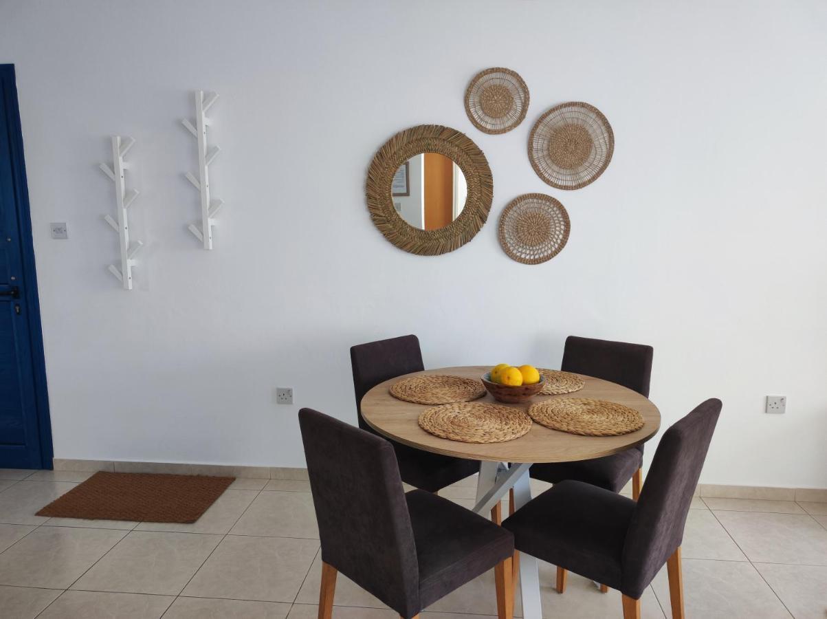 Ferienwohnung Marina Gardens Paphos Exterior foto